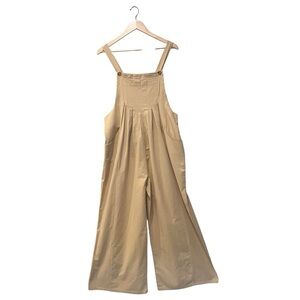 Nasty Gal Overall Winner Wide Leg Overalls Stone  Pleated Jumpsuit NWT size 10